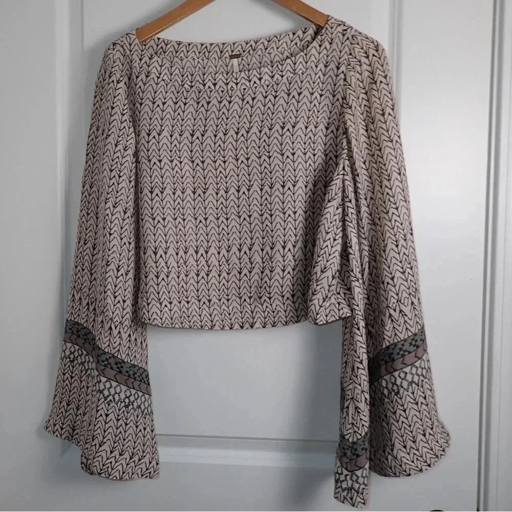 Free People Patterned Blouse in Cream and Gray . Flawless perfectNWOT
